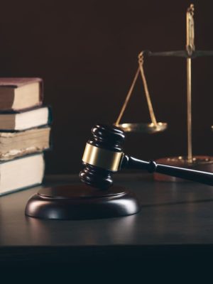 COMPRESSED_best_college_to_study_law_in_India_1